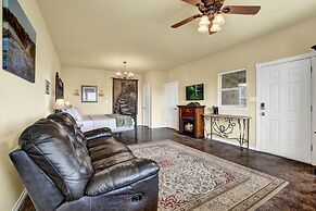 Romantic Private Cabin With Hot tub 10 Mins to Fred!