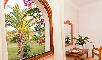 Fantastico Baia de Bahas Residence Sea View 2 Bedroom Sleeps 6