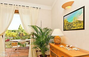 Fantastico Baia de Bahas Residence Sea View 2 Bedroom Sleeps 6