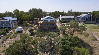Waterfront Lake House With Hot Tub & Firepit