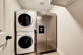 Waterfront Lake House With Hot Tub & Firepit