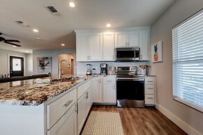 Waterfront Lake House With Hot Tub & Firepit