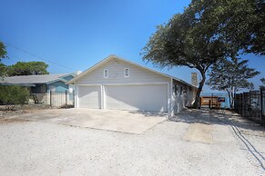 Waterfront Lake House With Hot Tub & Firepit