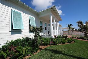 Seaglass Cottage - Private Home At The Shores 3 Bedroom Home by RedAwn