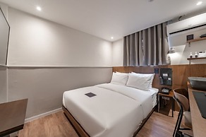 Just Stay Hotel Wangsimni Station