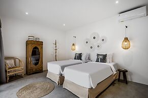 Villa Mimpi by Alfred in Bali