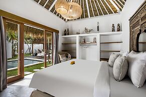 Villa Mimpi by Alfred in Bali
