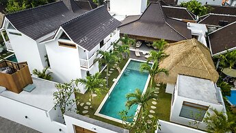 Villa Mimpi by Alfred in Bali