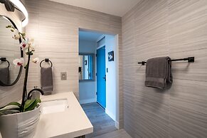 Chic & Elegant Oceanfront Vistas