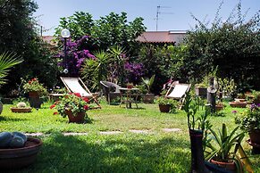 2- Large Terrace and Suggestive Panorama