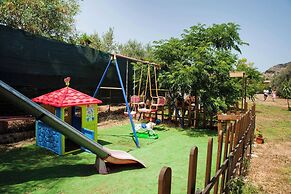 2- Large Terrace and Suggestive Panorama