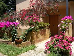 2- Large Terrace and Suggestive Panorama