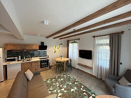 Avlu Villas & Apartments