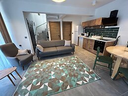 Avlu Villas & Apartments