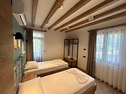 Avlu Villas & Apartments