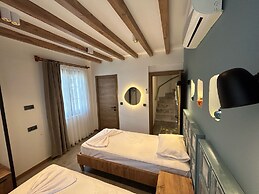 Avlu Villas & Apartments