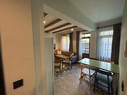 Avlu Villas & Apartments