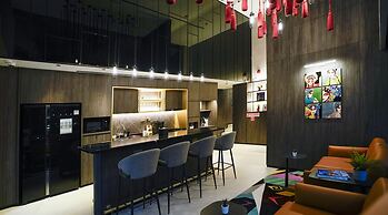 ST Signature Bugis Middle