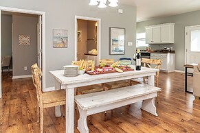 Blue Pelican Beach Cottage 2 Pools 4013