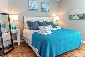 Blue Pelican Beach Cottage 2 Pools 4013