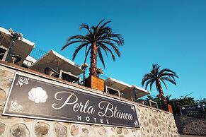 Perla Blanca Hotel