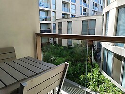 Still Life Canary Wharf Executive