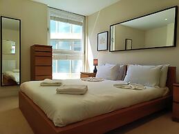 Still Life Canary Wharf Executive