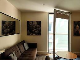 Still Life Canary Wharf Executive