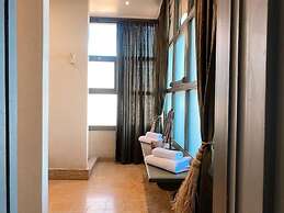 Villa Singulière By Louhou Collection