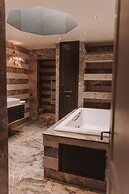 Villa Singulière By Louhou Collection