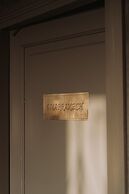 Villa Singulière By Louhou Collection