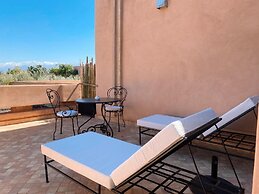 Villa Singulière By Louhou Collection