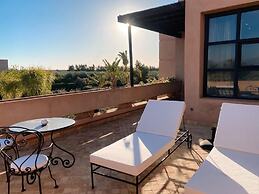 Villa Singulière By Louhou Collection