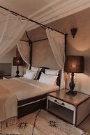 Villa Singulière By Louhou Collection