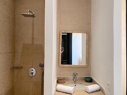 Villa Singulière By Louhou Collection