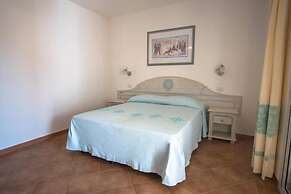 Superb Residenze del Golfo di Orosei 2 Bedroom Apartment Sleeps 6