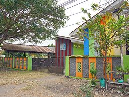 SPOT ON 92666 Rumah Kos Arafah Syariah