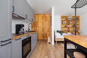 Stare Podgorze Sliska by Renters