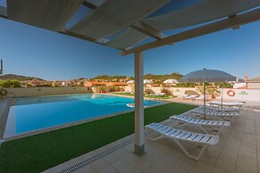 Stylish Residence Le Fontane 1 Bedroom Apartment Sleeps 2 Persons