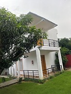 THE WHITE OAK CORBETT SPA & RESORT