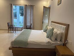 THE WHITE OAK CORBETT SPA & RESORT