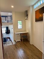 Charming New Italian Style 1st Floor Maisonnette