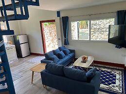 Charming New Italian Style 1st Floor Maisonnette