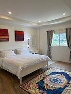 Charming New Italian Style 1st Floor Maisonnette