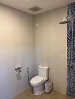 Charming New Italian Style 1st Floor Maisonnette