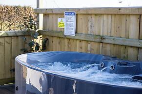 Willows Rest - 1 Bed Shepherd's Hut - Pentlepoir