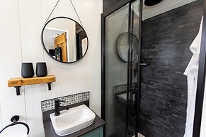 Willows Rest - 1 Bed Shepherd's Hut - Pentlepoir