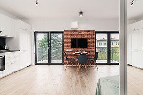 Studios Krośnieńska by Renters