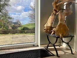 Spacious 6-person Holiday Home Dijkrose Close to the Lauwersmeer