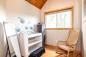 Muskoka Lakeshore Cottage Bliss